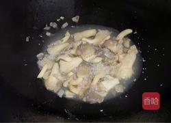 平菇炒鸡蛋的做法图解6