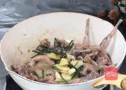 酱香田鸡的做法图解6