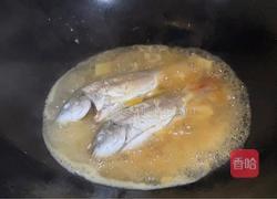酱香鲫鱼的做法图解7