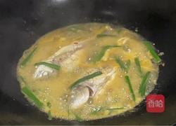 酱香鲫鱼的做法图解10