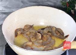 西兰花炒虾仁的做法图解6