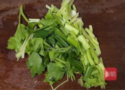 虾仁炒花菜的做法图解1