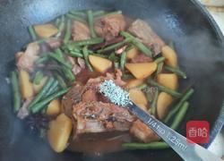 排骨土豆炖豆角的做法图解12