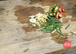 蘑菇炒五花肉的做法图解3