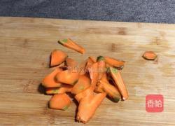 蒜香茭白的做法图解2