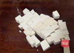 鱼头豆腐汤的做法图解1