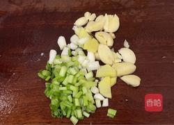 鱼头豆腐汤的做法图解2