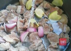 清炖牛肉南瓜的做法图解4