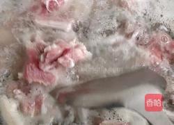 海参鲍鱼炖排骨的做法图解1