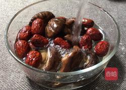 红枣香菇豚汤的做法图解2