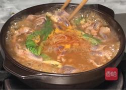 猪肝粉丝砂锅煲的做法图解9
