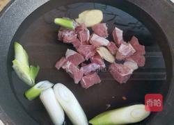 胡萝卜山药羊肉汤的做法图解5