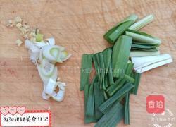 干锅酱焖土豆片的做法图解1