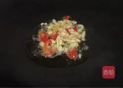 Illustration of how to make spicy and sour lotus root 6