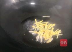 五花肉烧茄子的做法图解2