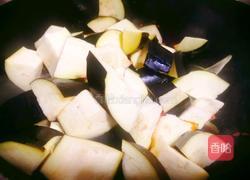 五花肉烧茄子的做法图解4