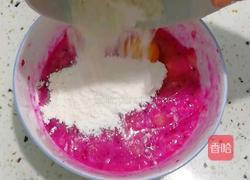 香蕉火龙果鸡蛋饼的做法图解3