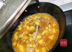 家常简单版土豆烧排骨鸡脚的做法图解6