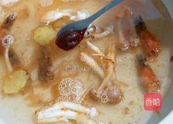 鲜虾热汤面的做法图解4