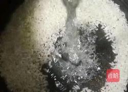 山药鸡肉粥的做法图解1