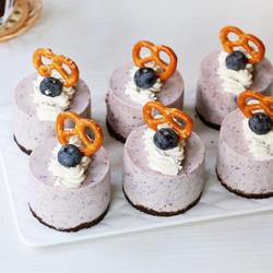 蓝莓燕麦慕斯蛋糕的做法[图]