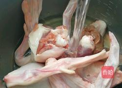 麻辣鸭货的做法图解1