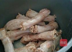 麻辣鸭脖的做法图解3