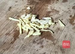 胡萝卜炒香肠的做法图解4