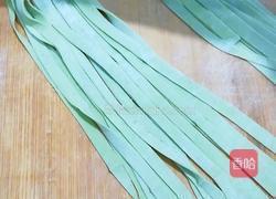 碧波荡漾之西红柿鸡蛋小白菜面的做法图解7