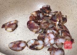 青椒胡萝卜炒香肠的做法图解7