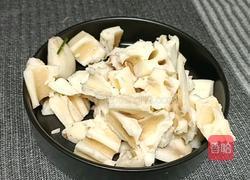 五花肉焖莲藕的做法图解3