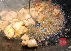 五花肉焖莲藕的做法图解6