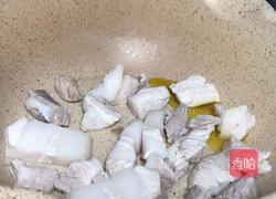 猪肉炖莲藕的做法图解6