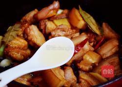 红烧肉炖鹌鹑蛋的做法图解7