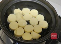 虾仁豆腐煲的做法图解5
