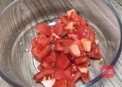 金针菇番茄鸡蛋汤的做法图解3