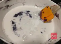 Illustration of how to make purple sweet potato custard 4