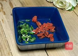 清蒸枸杞萝卜条的做法图解5
