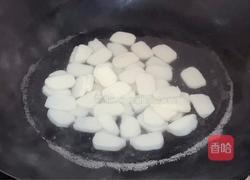 红烧豆角年糕的做法图解2