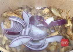 洋葱平菇炒肉的做法图解10