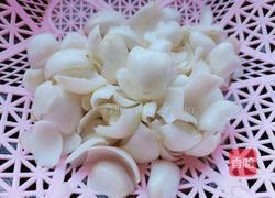 百合大虾炒西芹的做法图解6