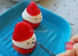 草莓圣诞老人的做法图解2