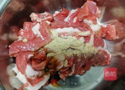 葱爆羊肉的做法图解1