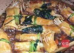 金针菇豆皮卷的做法图解10