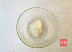 银耳奶冻的做法图解2
