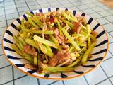 香芹黄豆芽炒肉片的做法[图]