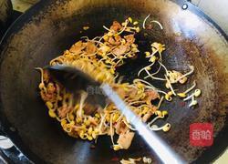 香芹黄豆芽炒肉片的做法图解4