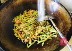 香芹黄豆芽炒肉片的做法图解6