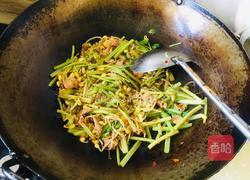 香芹黄豆芽炒肉片的做法图解7