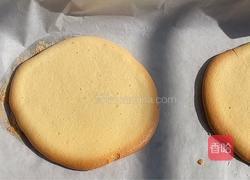 草莓抱抱卷的做法图解9